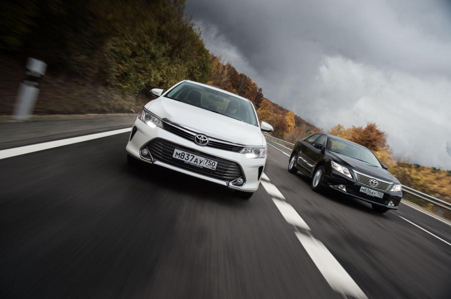  Toyota Camry 2014 года  (CIS) (фото 38 из 41)